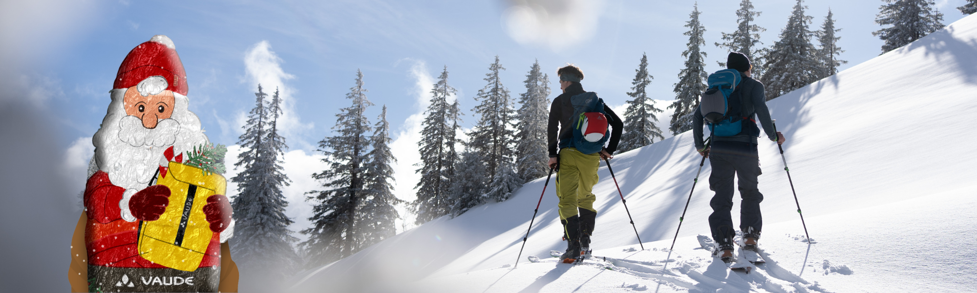 eine Frau und ein Mann stehen in den Bergen