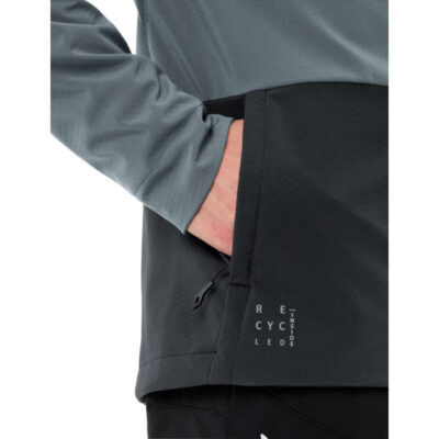 Me Qimsa Pro Softshell Jacket - Tasche